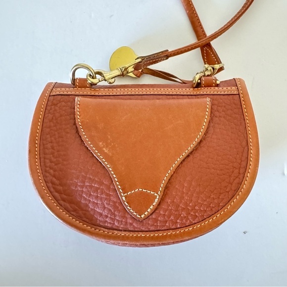 Dooney & Bourke Vintage Rare Tan Cavalry Small Crossbody Bag - Picture 3 of 12
